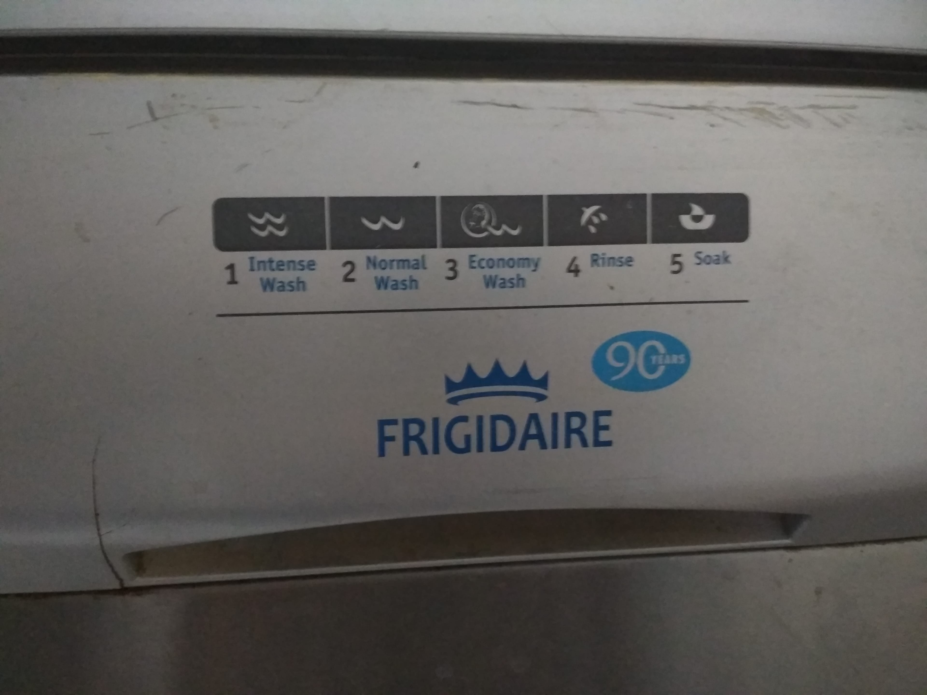 غسالة أطباق للبيع Frigidaire dishwasher
لا تنسَ أنك شاهدت هذا الإعلان في عنكبوت
للبيع غسالة أ...