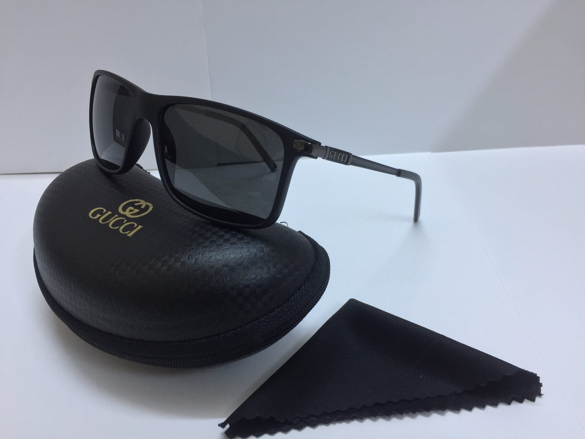 عرض خاص على نظارات ماركات 60 ريال
لا تنسَ أنك شاهدت هذا الإعلان في عنكبوت
نظارات ماركات
( رج...