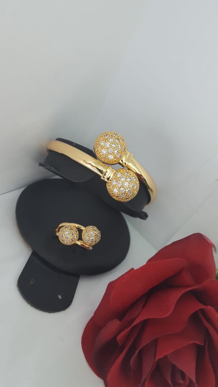 اساور زركونات خواتم
لا تنسَ أنك شاهدت هذا الإعلان في عنكبوت
alruknalfaransiu_jeddah #اساور ما...