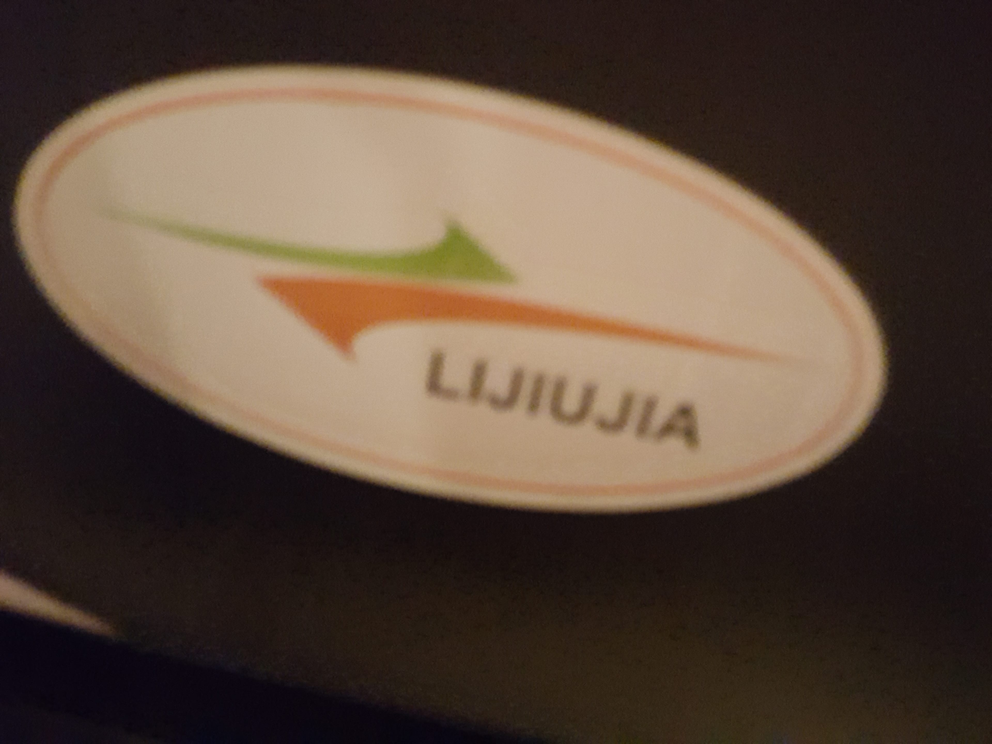 سير(LIJIUJIA) للبيع
لا تنسَ أنك شاهدت هذا الإعلان في عنكبوت
السير نظيف جدا جدا والسعر قابل لل...