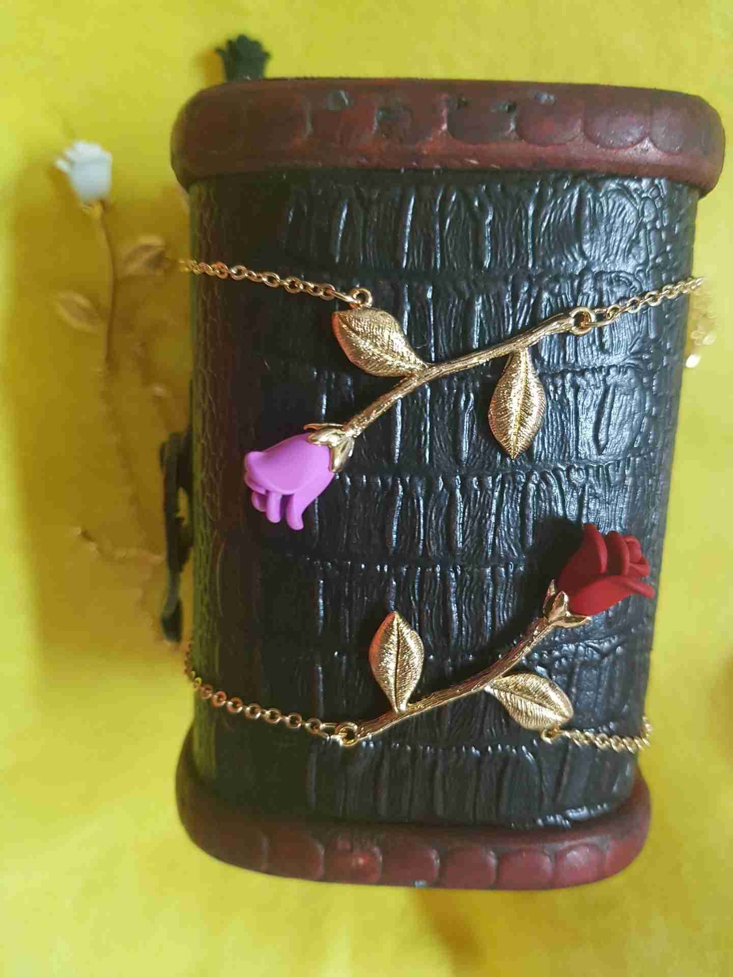اساور جديده باشكال رائعه ومختلفه
لا تنسَ أنك شاهدت هذا الإعلان في عنكبوت
اساور جديده باشكال و...