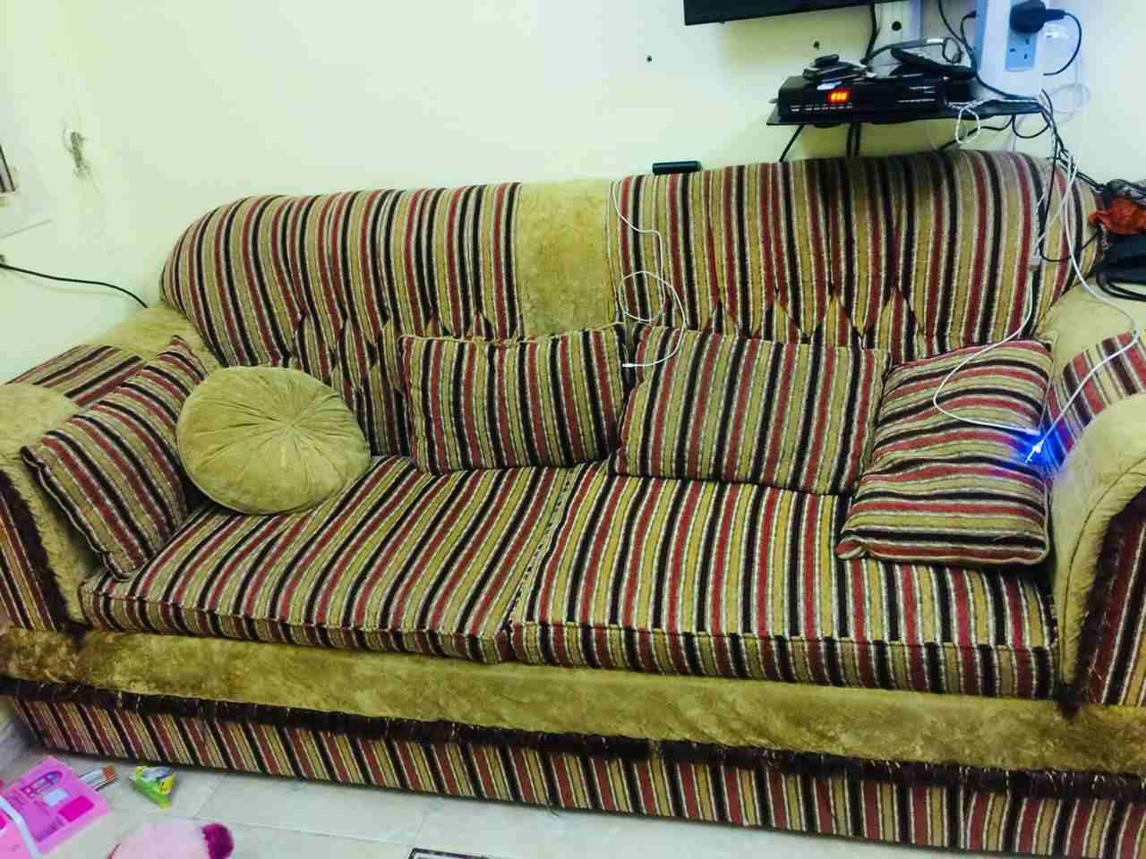 Sofa for sale 7 seater @ 150 sr
لا تنسَ أنك شاهدت هذا الإعلان في عنكبوت
Sofa 7 seater good cndtn...