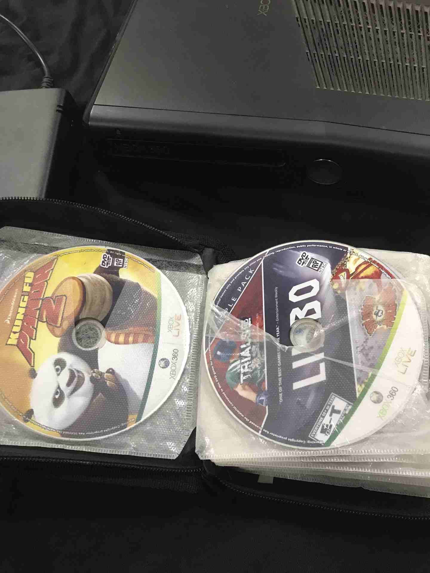 Dammam - Used Xbox 360 console for sale
لا تنسَ أنك شاهدت هذا الإعلان في عنكبوت
كل شي نضيف و شغال...