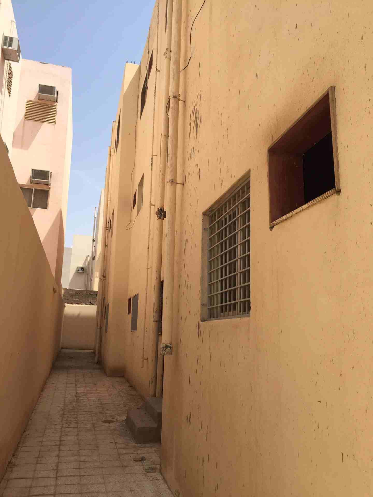 للبيع عمارة 5 شقق بمليون و300 الف مؤجرة ب80 الف دفعتين
لا تنسَ أنك شاهدت هذا الإعلان في عنكبوت
لل...