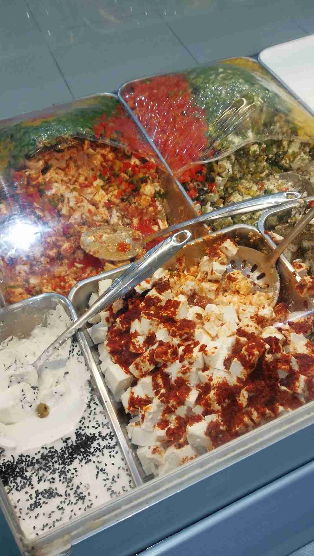 محمود… .الخضر /يمني الجنسيه/معلم اجبان خبره 3سنوات معلم عصائر
لا تنسَ أنك شاهدت هذا الإعلان في عنكبوت...