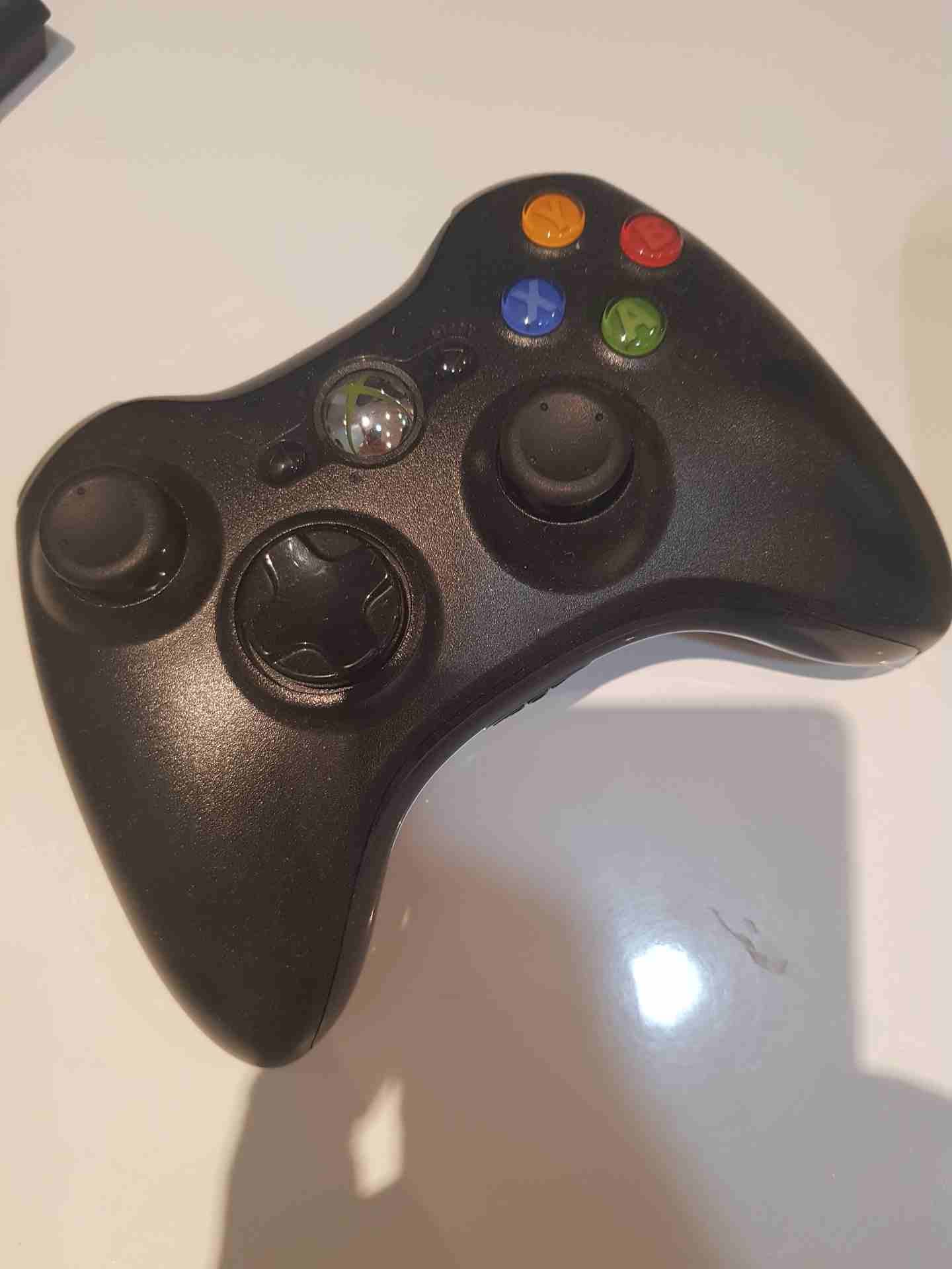 يدين اكس بوكس 360 شبه جديدين
لا تنسَ أنك شاهدت هذا الإعلان في عنكبوت
يدين اكس بوكس 360 شبه جديدة...