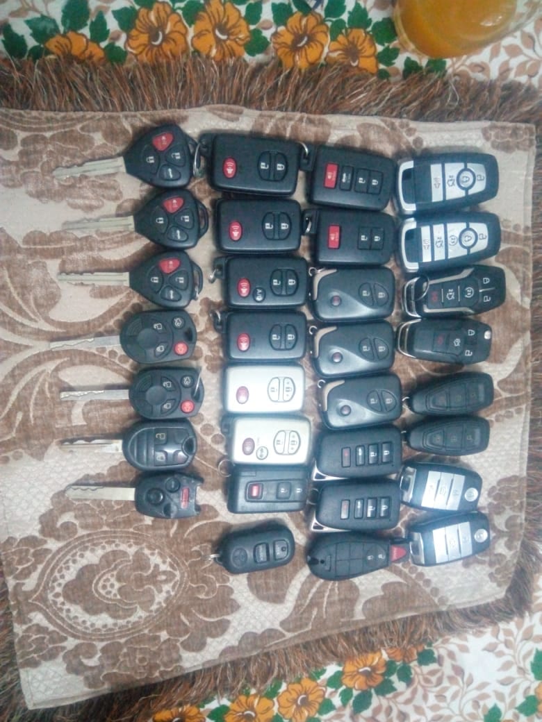 برمجه مفاتيح سيارت حديثه
لا تنسَ أنك شاهدت هذا الإعلان في عنكبوت
محل مفاتيح سيارت...