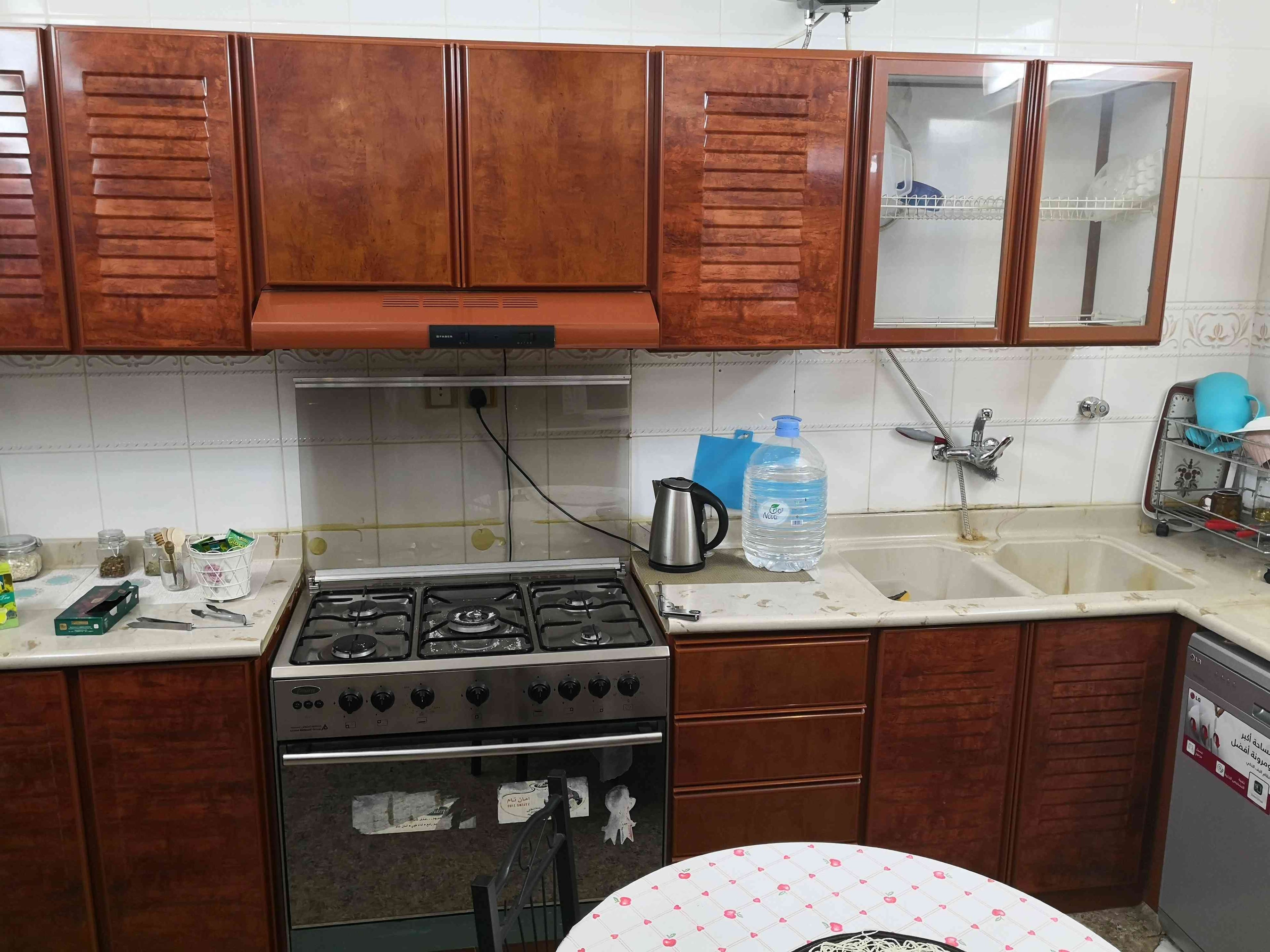 مطبخ بحالة ممتازة
لا تنسَ أنك شاهدت هذا الإعلان في عنكبوت
مطبخ ألمونيوم و رخام بحالة ممتازة
ا...