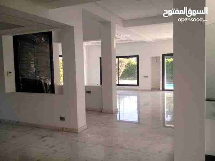 فيلا للبيع في المغرب
لا تنسَ أنك شاهدت هذا الإعلان في عنكبوت
فيلا للبيع في المغرب تصميم خليجي
10...