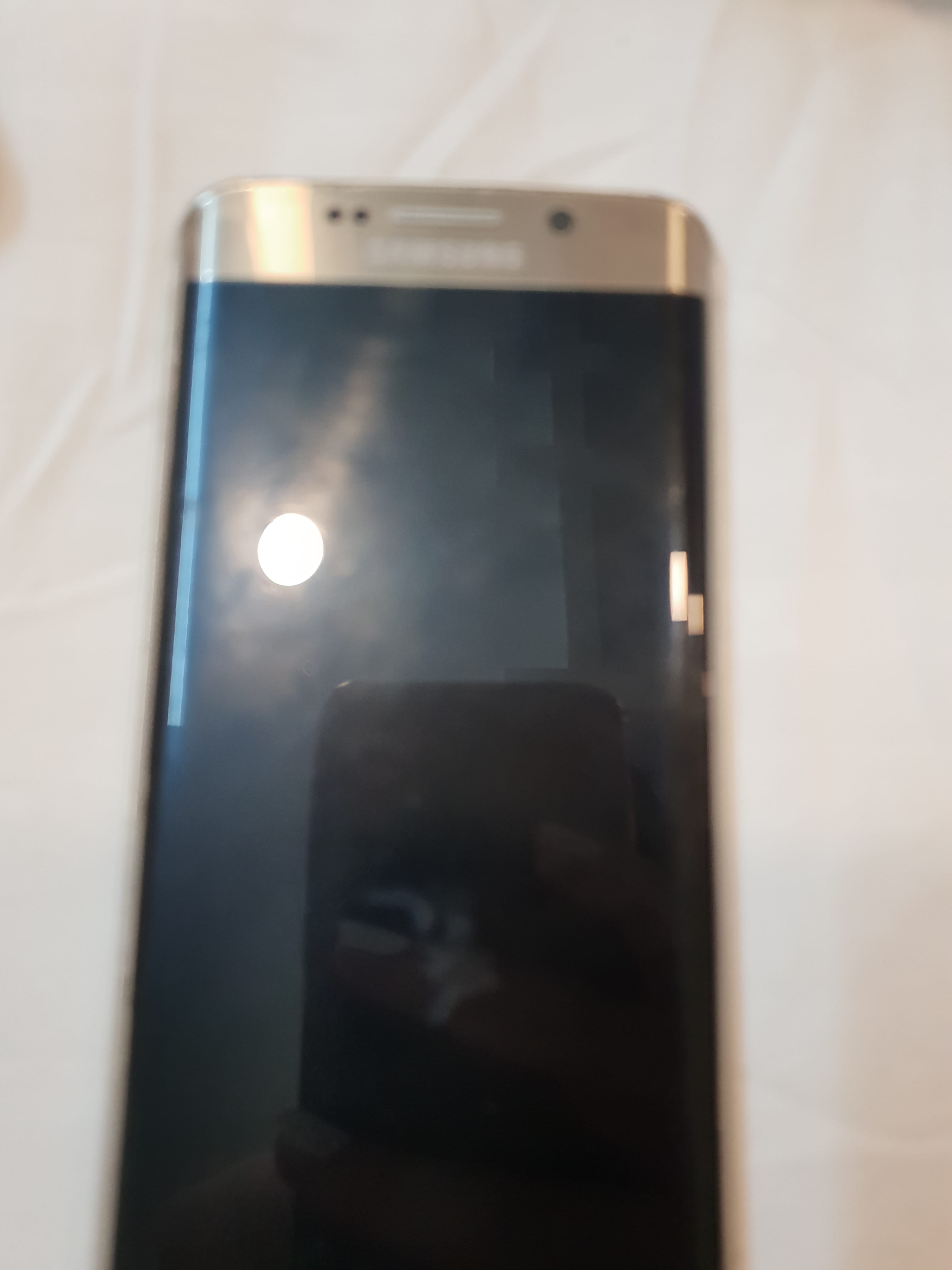 s6 edge 64 giga in a good condition
لا تنسَ أنك شاهدت هذا الإعلان في عنكبوت
لا يشكو من شيئ س...
