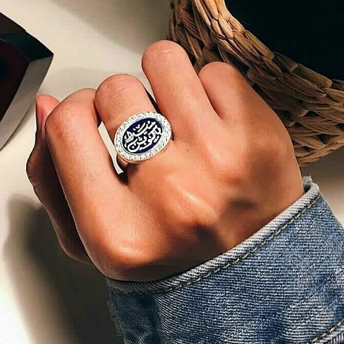ساعات ماركه ومطليات
لا تنسَ أنك شاهدت هذا الإعلان في عنكبوت
مطليات وساعات ماركه...