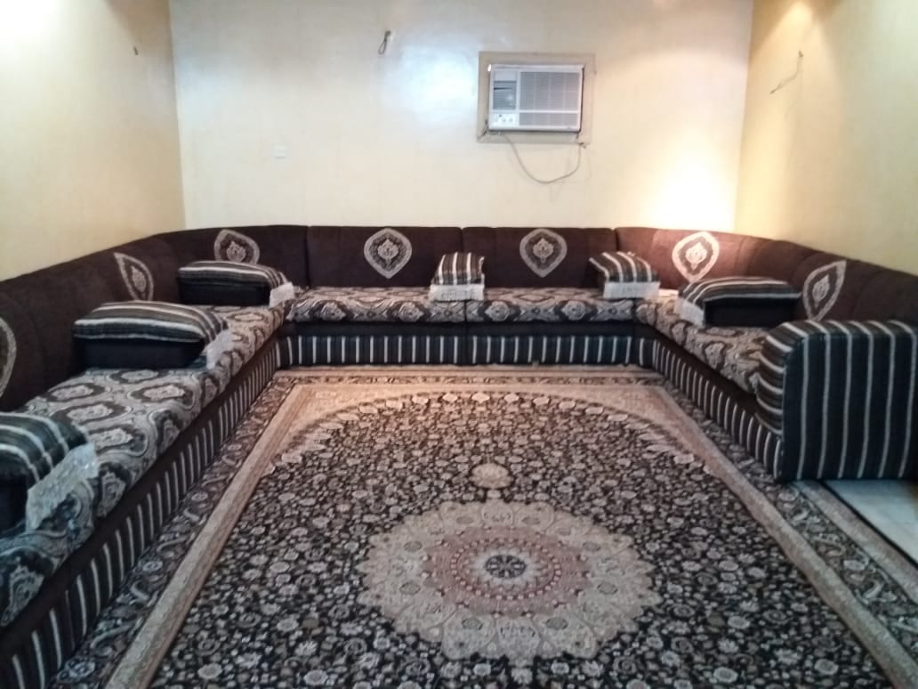 كنب جديد
لا تنسَ أنك شاهدت هذا الإعلان في عنكبوت
معرض الوفاء الستائر والديكور جديد حسب الطلب...