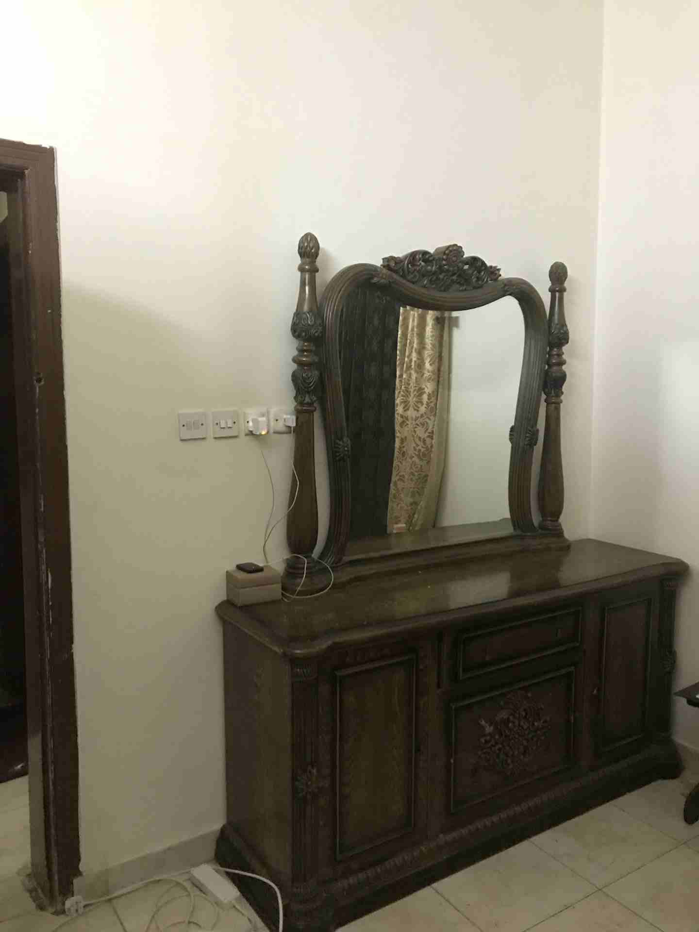 غرفة نوم للبيع
لا تنسَ أنك شاهدت هذا الإعلان في عنكبوت
غرفة نوم للبيع صيني استعمال خفيف...