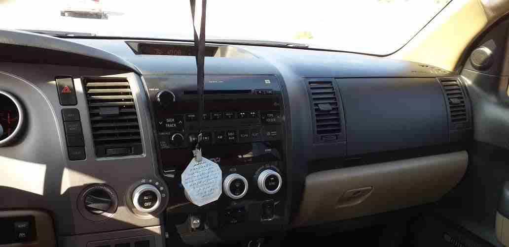 Toyota Sequoia 2012 Model SR5 with Moon Roof
لا تنسَ أنك شاهدت هذا الإعلان في عنكبوت
Excellent Co...
