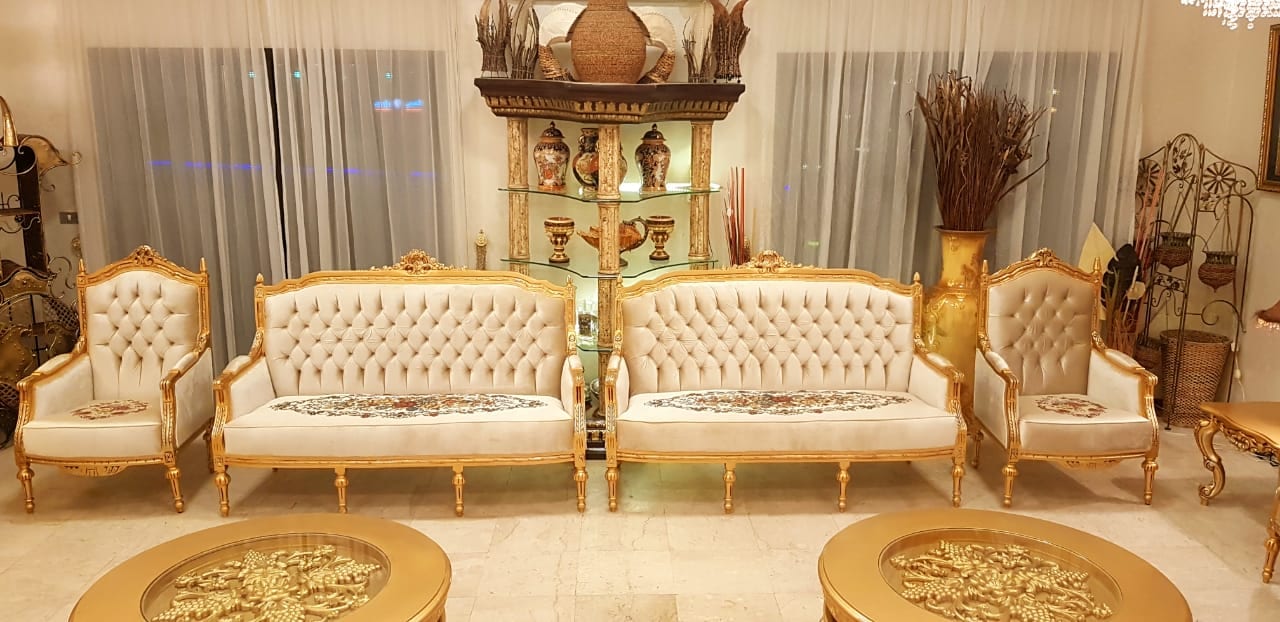 أطقم كنب كلاسيكية ملكية جديدة مصنعة من خشب الزان التركي
لا تنسَ أنك شاهدت هذا الإعلان في عنكبوت...