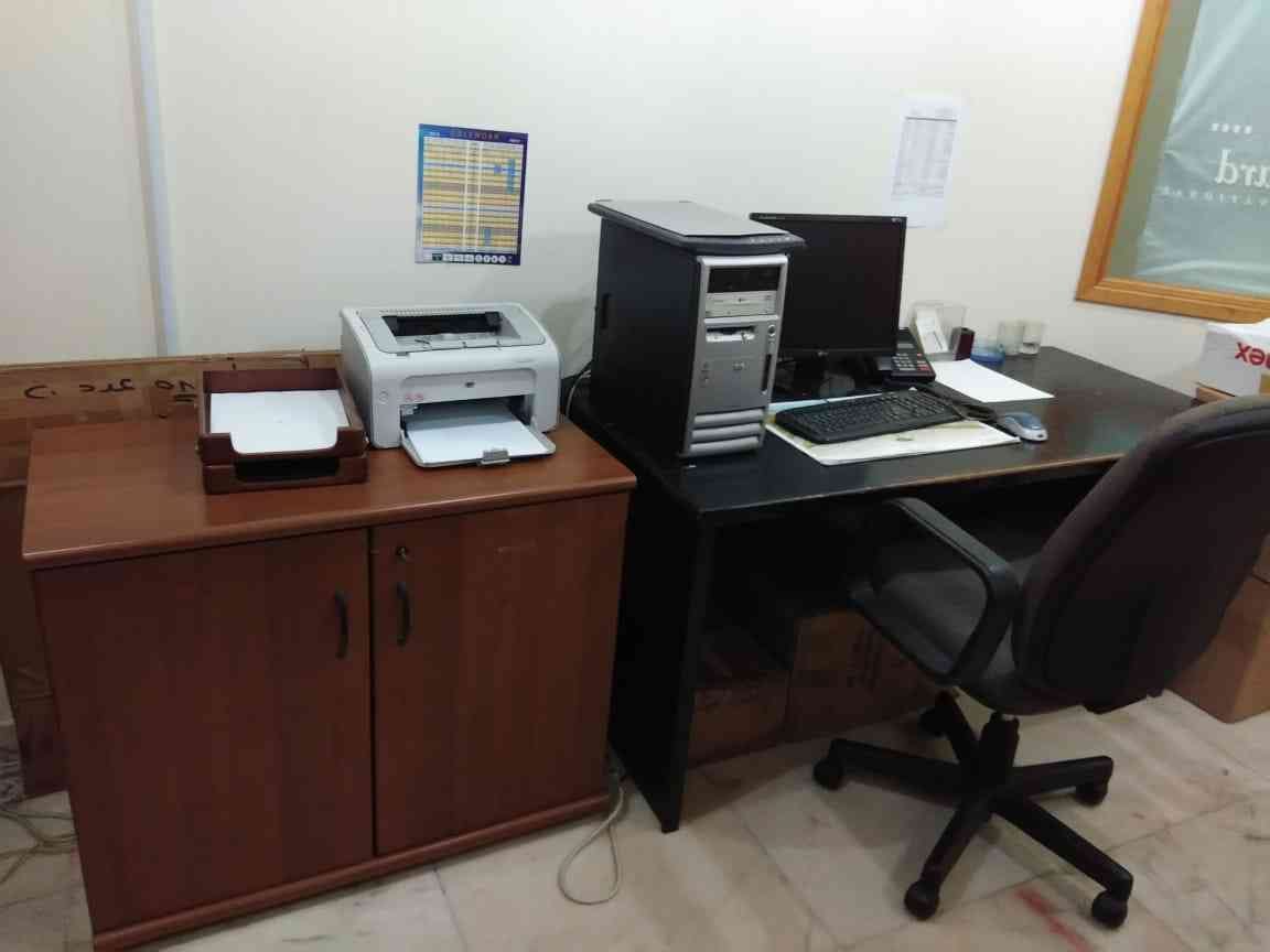 office equipment; scanner, printer, photocopier, fax machine
لا تنسَ أنك شاهدت هذا الإعلان في عنكبوت...