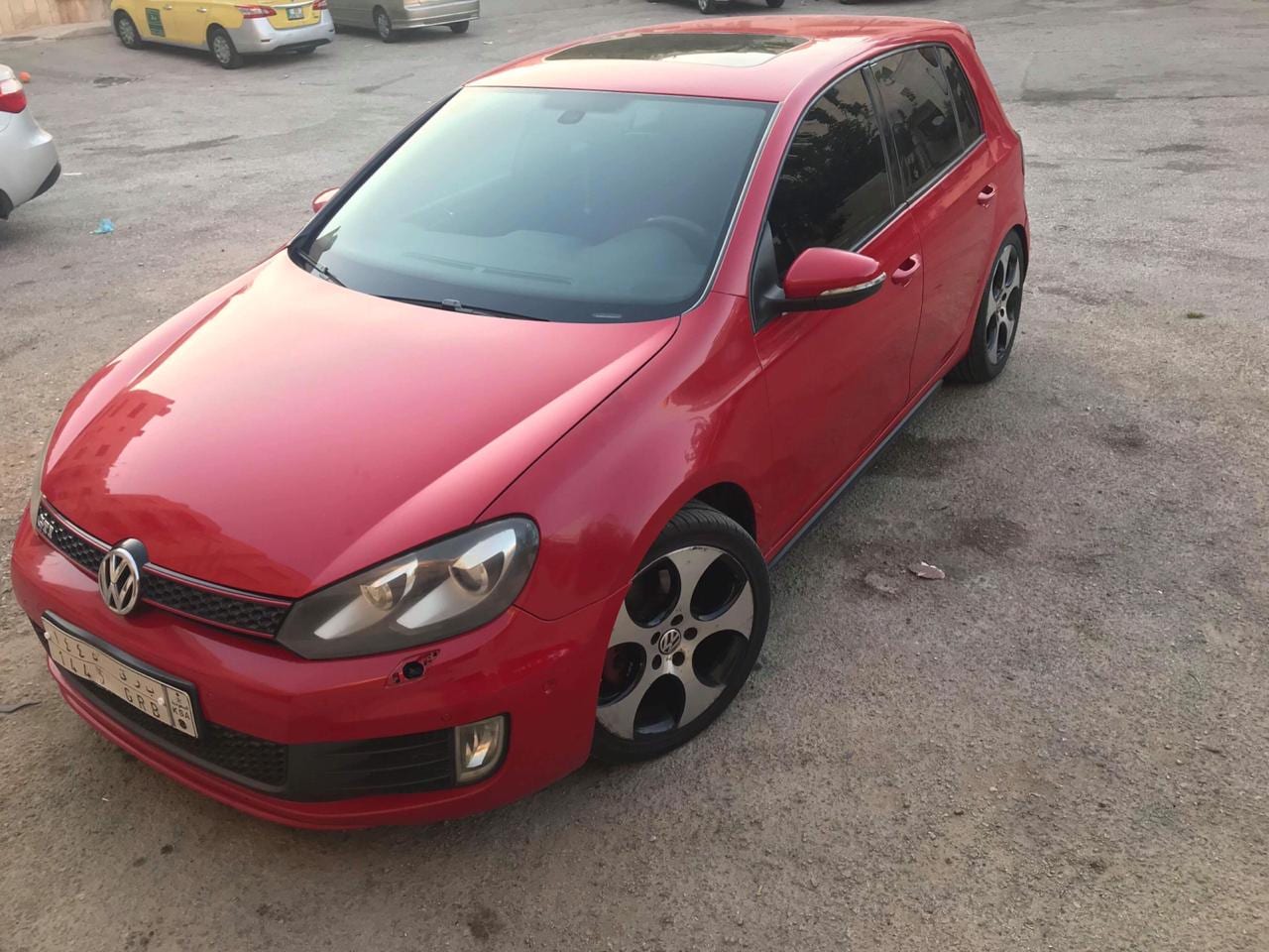 golf hit 2011
لا تنسَ أنك شاهدت هذا الإعلان في عنكبوت
جولف GTI 2011
2000 cc turbo
فرش جلد
حس...