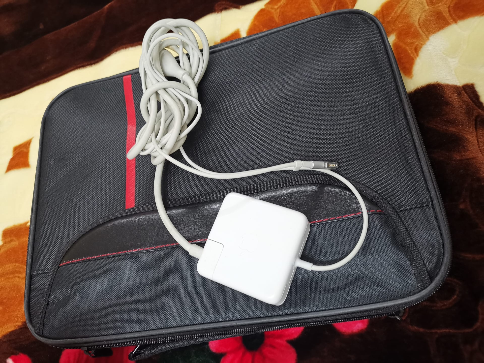 ماك بوك برو i7 كل شي فيه وكالة نظيف للبيع
لا تنسَ أنك شاهدت هذا الإعلان في عنكبوت
ماك بوك برو...