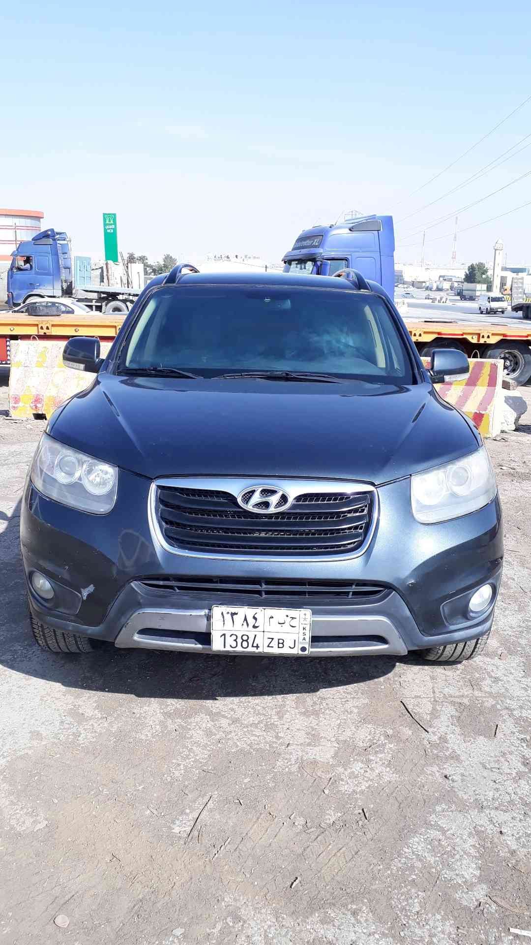 هونداي سنتافيه اللون رمادي داكن بحالة جيدة
لا تنسَ أنك شاهدت هذا الإعلان في عنكبوت
فتحة في ا...