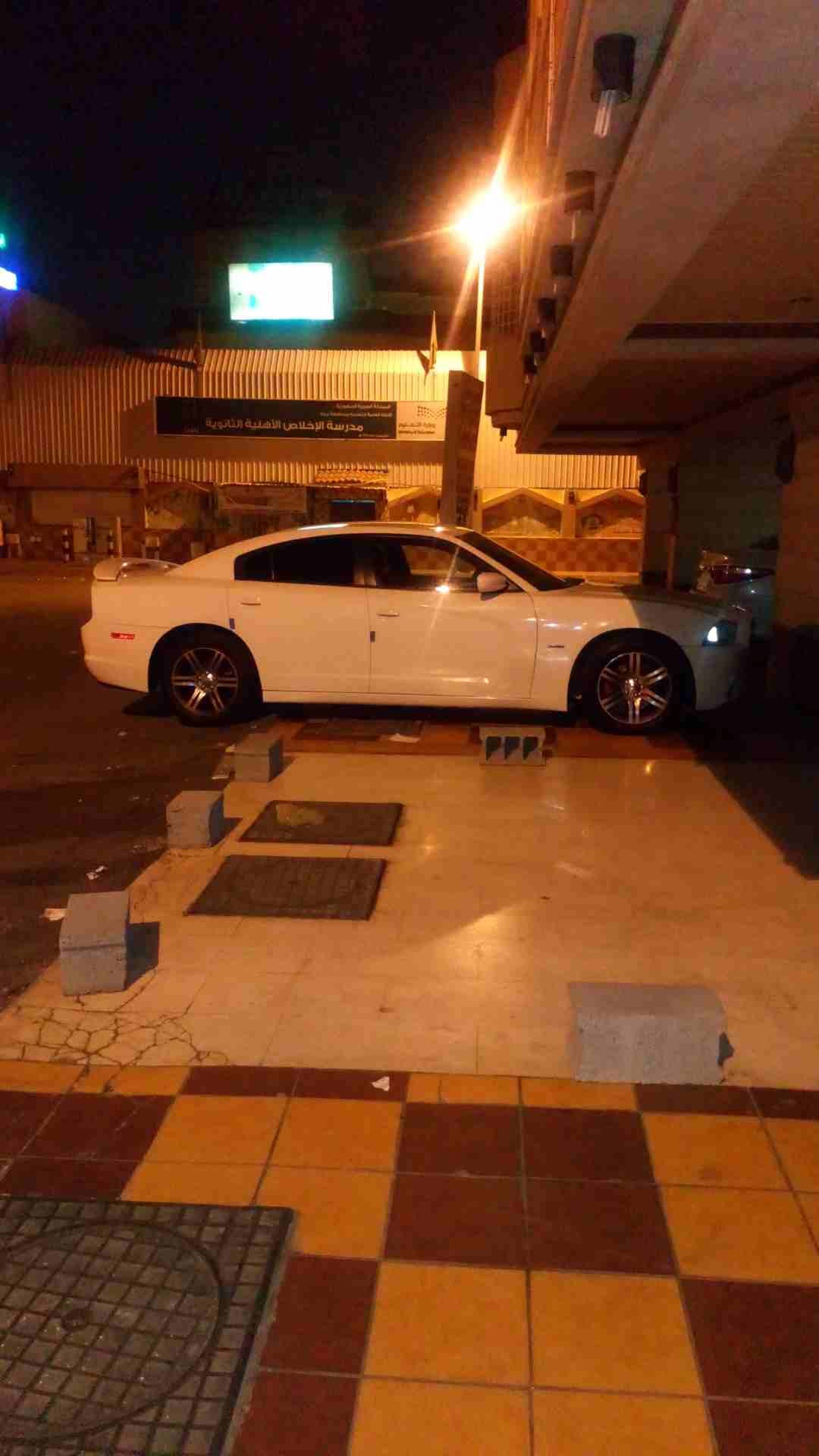سائق مشاوير جدة
لا تنسَ أنك شاهدت هذا الإعلان في عنكبوت
لدي سيارة أمريكية حديثة كما مبين في الصور...