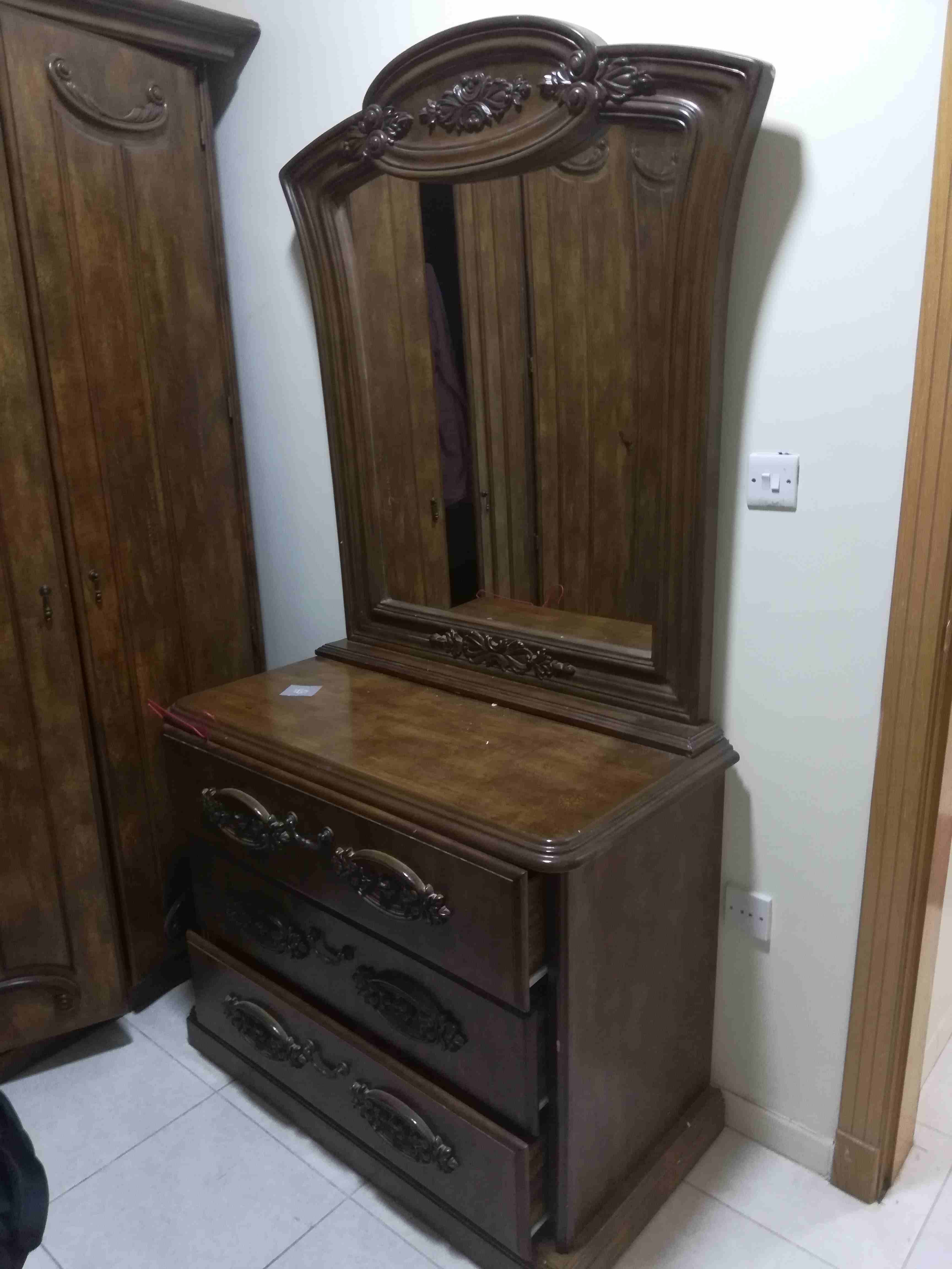 غرفة نوم عزابى وغسالة
لا تنسَ أنك شاهدت هذا الإعلان في عنكبوت
للبيع غرفه نوم وغسالة فل اتوماتيك t...