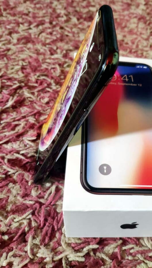 ايفون x نظيف جدا والبيع شبه مستعجل
لا تنسَ أنك شاهدت هذا الإعلان في عنكبوت
السلام عليكم ورحمة...
