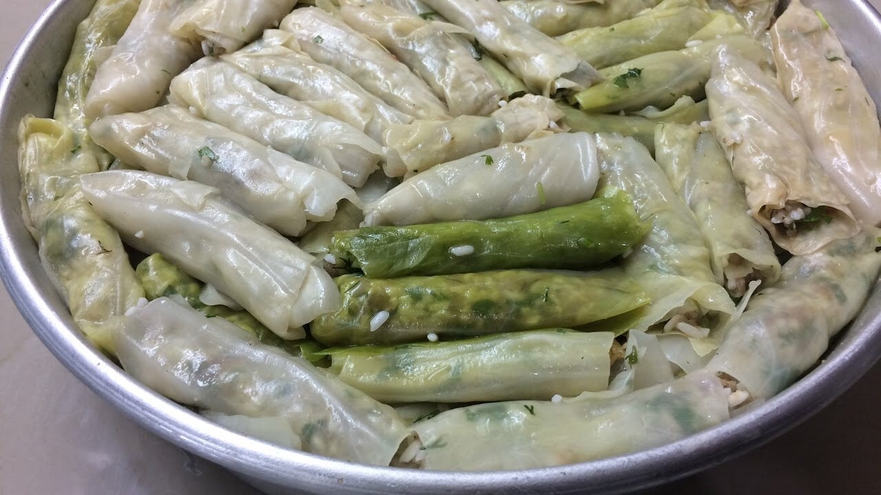 ورق عنب العشق
لا تنسَ أنك شاهدت هذا الإعلان في عنكبوت
ورق عنب و كروم بخلطه لذيذه وسمبوسه مقرم...