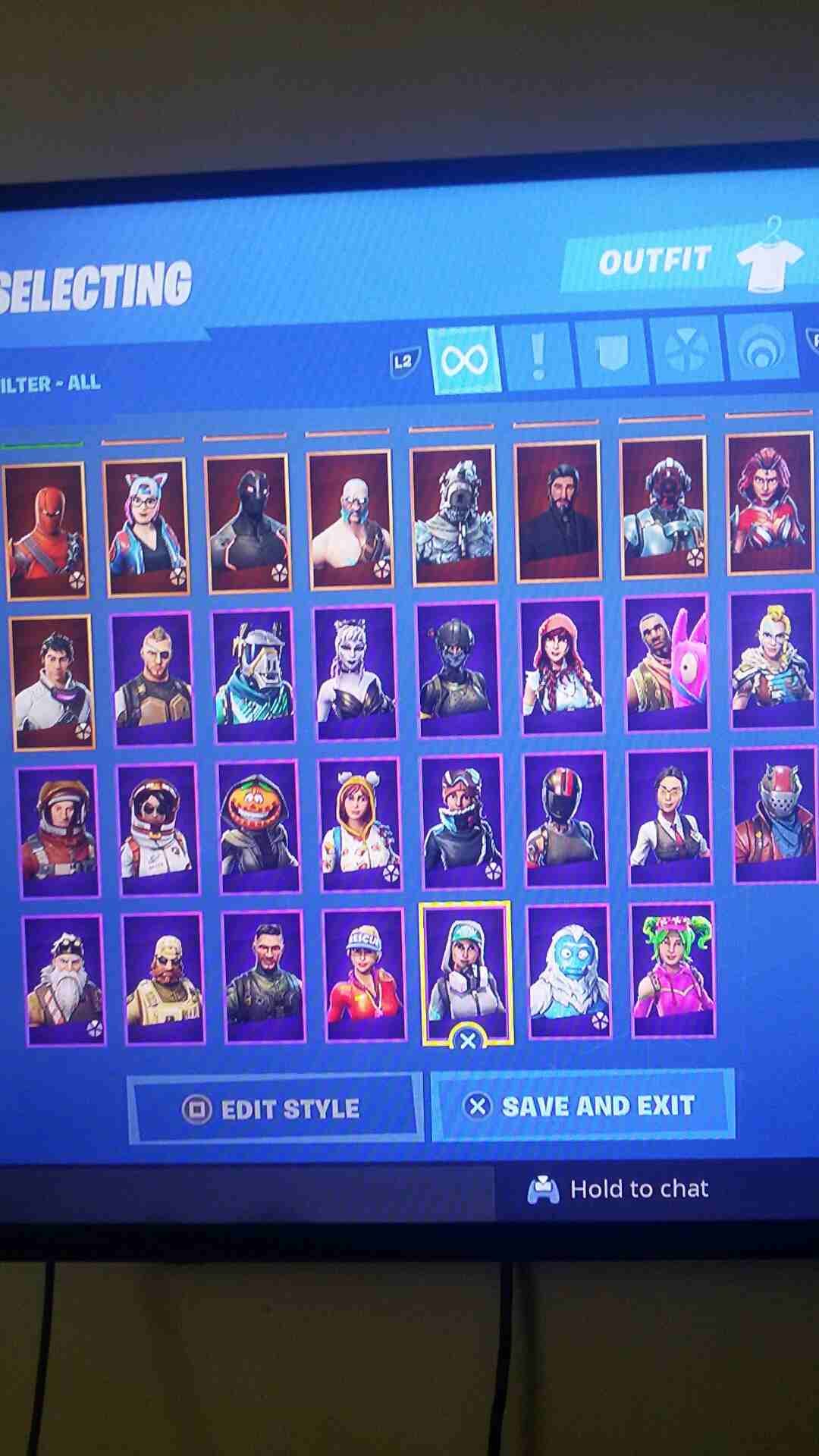 حساب فورت نايت للبيع
لا تنسَ أنك شاهدت هذا الإعلان في عنكبوت
كل شي يوجد امامك بالصور الا كم خلفيه...