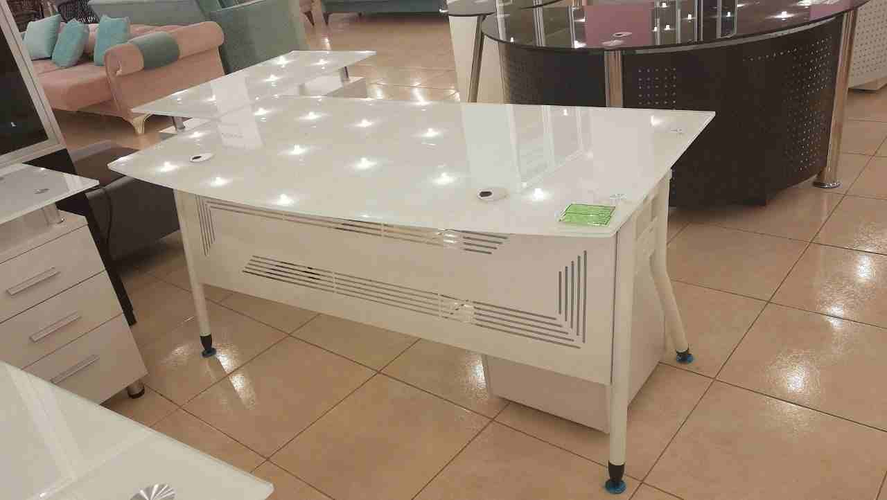 مكاتب ابيض زجاج اثاث مكتبي
لا تنسَ أنك شاهدت هذا الإعلان في عنكبوت
مكاتب جديدة فخمة
مكاتب مقاسا...