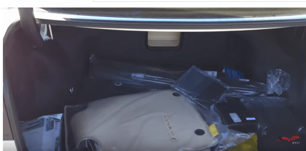 Brand New 2015 Lexus ES 350 Full Options
WhatsApp +33751101829
2015 Model Lexus ES350 , eco system , 8KM , Gcc specs , automatic transmission, 6 cylinders ,
WARRANTY 5 YEARS Lexus warranty
P...