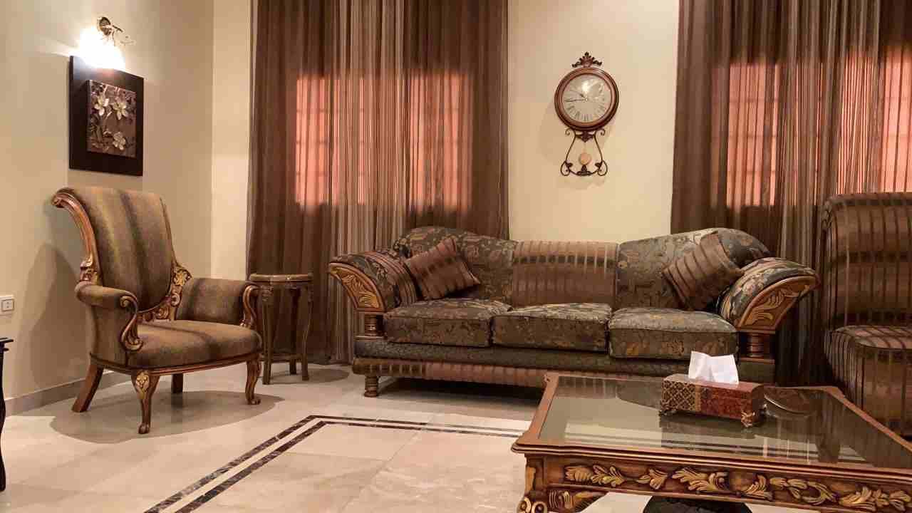 كنب للبيع (مع الطاولات )
لا تنسَ أنك شاهدت هذا الإعلان في عنكبوت
كنب نظيييييف والله
(مع الطاولات...