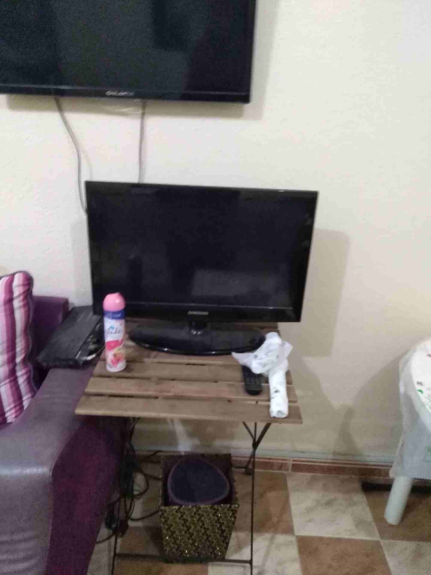 تلفزيون
لا تنسَ أنك شاهدت هذا الإعلان في عنكبوت
استخدام جيد
-----...