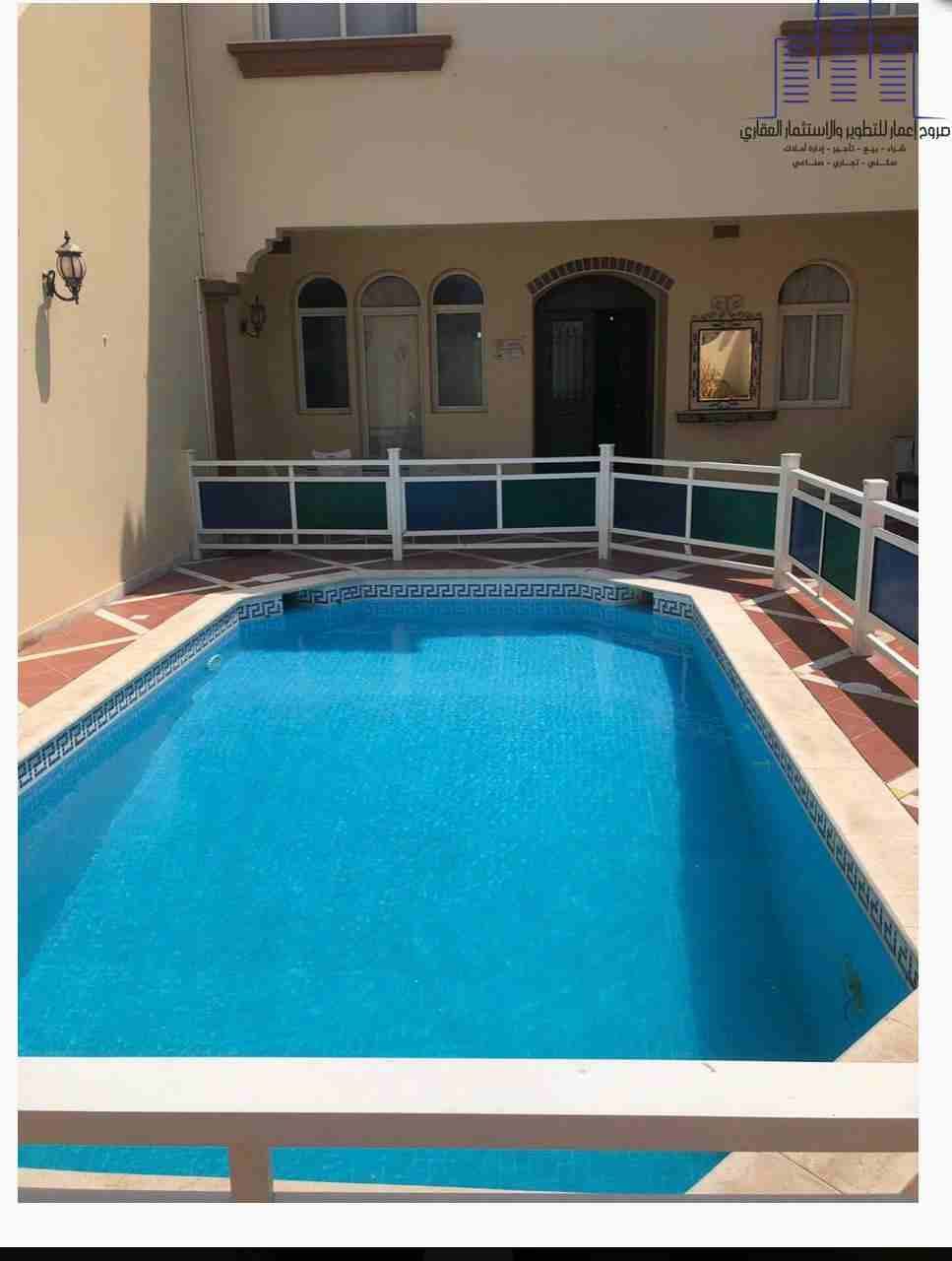 شاليهات فلل درة العروس جده
فيلا كبيرة راقية
جلسات خارجية رائعة
1 عدد صالة كبيرة بالاضافة الى اضاءة مريحة
3 عدد غرف نوم مجهزة للعائلة
3 حمام
1 مسبح خاص كبير
حديقة واسعة ورمال ناعمة
الفي...