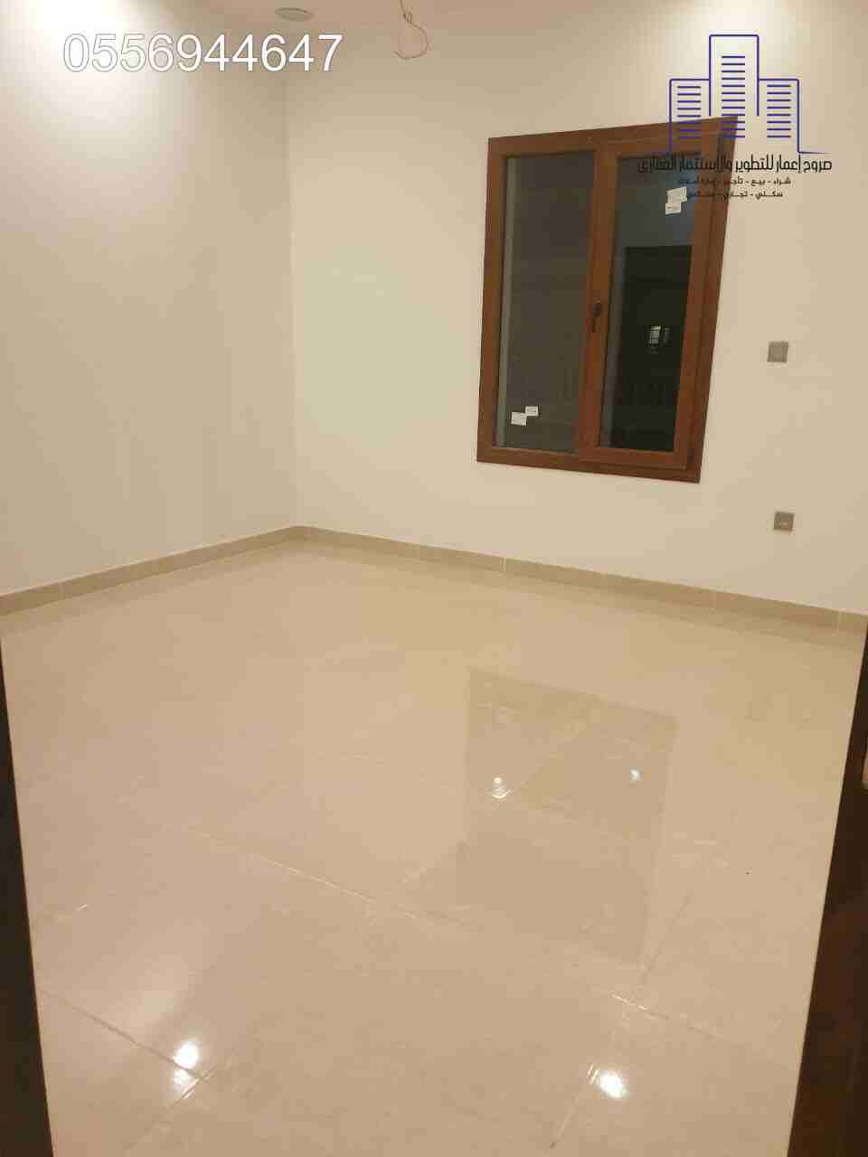 للبيع فيلا فاخرة حي البساتين جدة
الفيلا مصممة تصميم راقي
الغرف جدا واسعة
ومسبح مجهز بامان
حوش المنزل جدا واسع
مجالس ارضية
يوجد عدد 4 غرف
5 عدد حمام ومطبخ
الدور الاول
عرض الشارع /12...