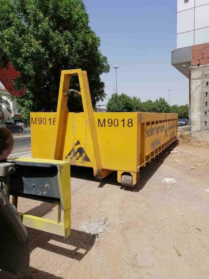سعدنا خدمتكم علي مدي ٢٤ ساعة حيث يوجد لدينا جميع انواع حاويات الايجار
حاويات كبيرة ٢٠ياردة للهدم والترميم
حاويات متوسطة ١٢ ياردة للهدم
حاويات صغيرة ٦ ياردة للعقود الشهرية والسنوية
للاستعلام والطلب
ير...