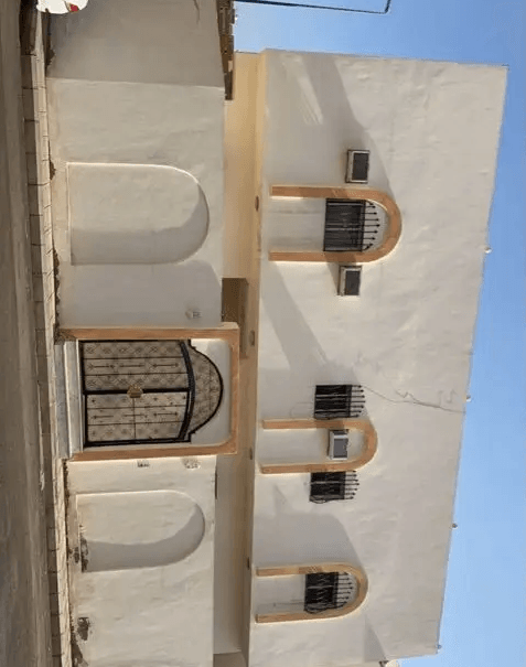 عمارة للبيع دورين فى المدينة