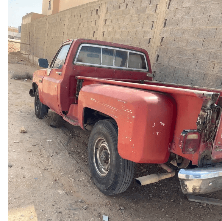 جمس 81 مكينه 350 استماره جديد باقي سنه وشهر
السيارة: جي ام سي - سييرا
الموديل: 1981
حالة السيارة: مستعملة
القير: قير عادي
نوع الوقود: بنزين
الممشى: 300