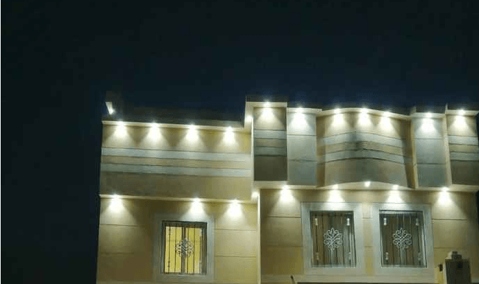 فيلا للبيع في حي الرمال في الرياض