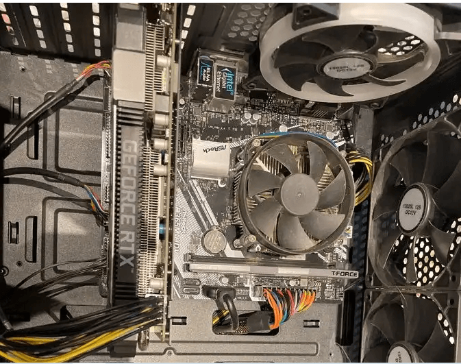 pc مواصفات تشغل قراند وكود وغيرها
عندي بي سي ماكمل عشر شهور واستخدام مو كثير جدا وما العب فيه كثير ع السوم
المواصفات i5 9400f
2060 سوبر
16 ram
بور سبلاي 550 واط المذربورد asrock b365m