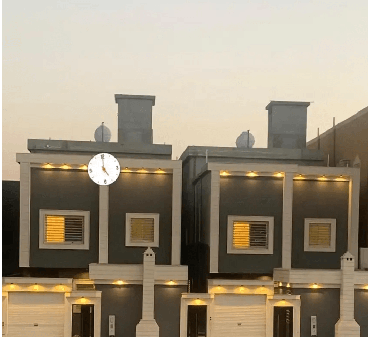 فيلا للبيع مخطط2
*قريبة من جميع الخدمات والمدارس*
المساحه *250م*
مسطح البناء**480**
شارع *شمالي 20*
*الدور الأول*
مجلس ومقلط مجلس حريم صاله
2 دورات مياه
*الدور الثاني *
4 غرف نوم 2 دورات مياه مع غرفة...