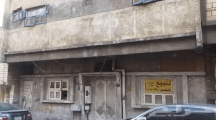 بيت للبيع بالطايف حي الشهداء الشمالية
دورين وملحق العمر 30 سنه مسلح وله صك اكتروني بالطايف شارع 10 ( شارع الباحة ) مساحة البيت 200
الموقع جداً ممتاز قريب من جميع الخدمات مع توفر جميع الخدمات ( الميا...