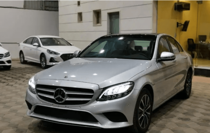 مرسيدس C200 نص فل 2020 جديد
*** معرض الصمود للسيارات ***
الرياض - معارض القادسية - شارع وادي الرياح
متوفر لدينا جميع انواع السيارات ( بي ام دبليو - بترومين - تويوتا - نيسان - هونداي - فورد - مرسيديس )...