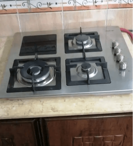 ادوات منزليه
عندي اثات منزليه طاوله طعام السعر 550 تمارين الرجل السعر 660 دولاب السعر 80 مرغد السعر 400 للتواصل خاص او واتس الرقم الهاتف (0530476117)