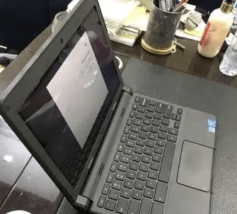 لابتوب كروم بوك
جهاز كروم بوك ديل مجدد بكرتونه مع الشاحن
RAM 4 GB
16 GB
SSD
عربي لكن لوحة المفاتيح بالإنجليزي فقط